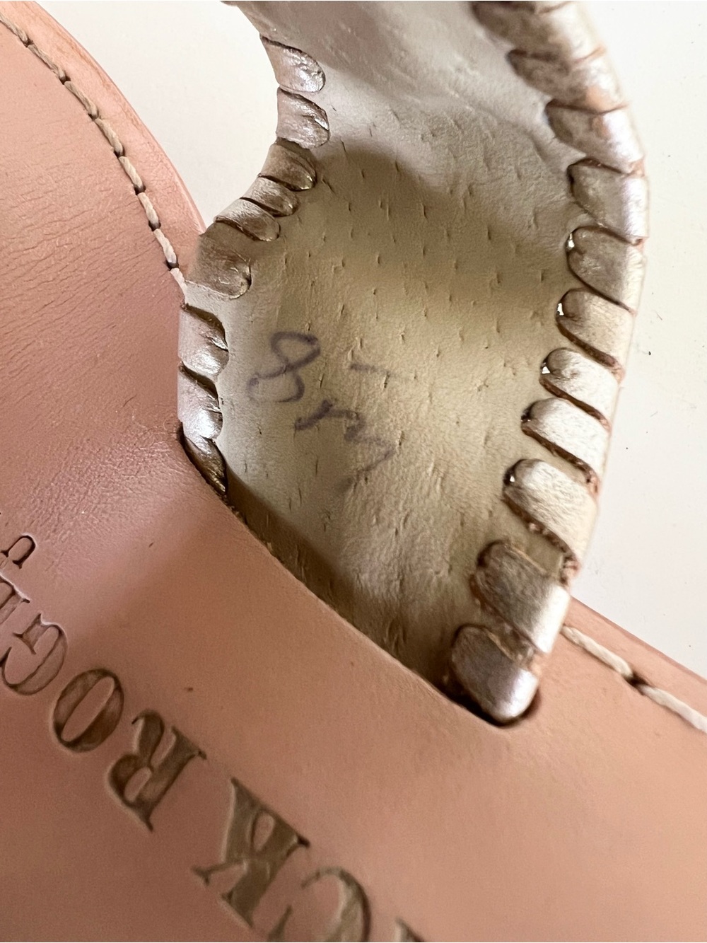 Jack Rogers Mid Wedge 2" Leather Thong Sandals in Metallic Platinum, 8M - Picture 11 of 13